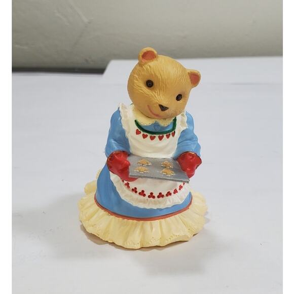 Vintage Hallmark Keepsake Ornament The Bearingers Mama Bearinger 1993 - Picture 2 of 7